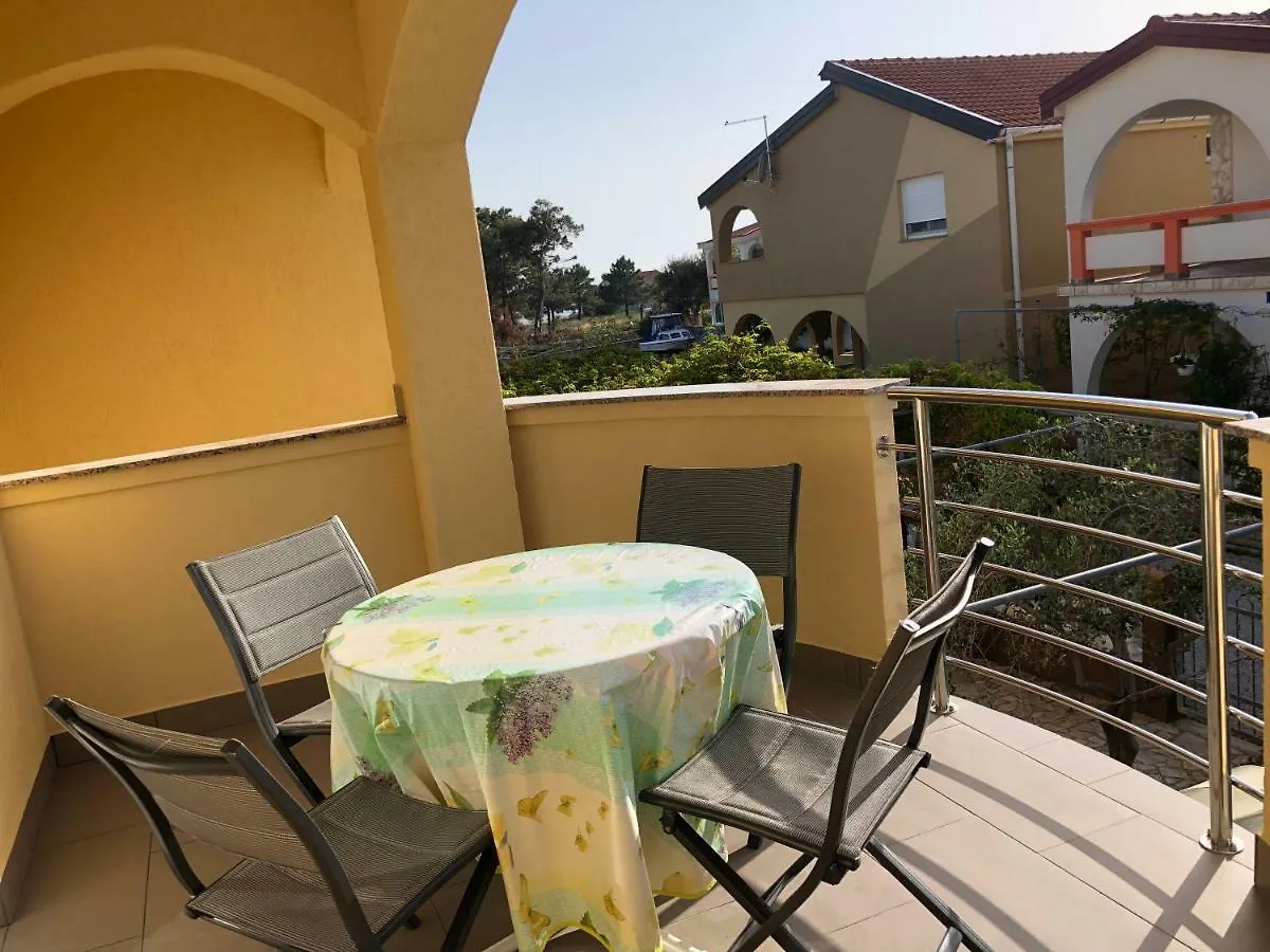 Apartament Casa Rada Vir Chorwacja
